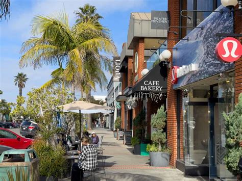 la jolla cove shopping.